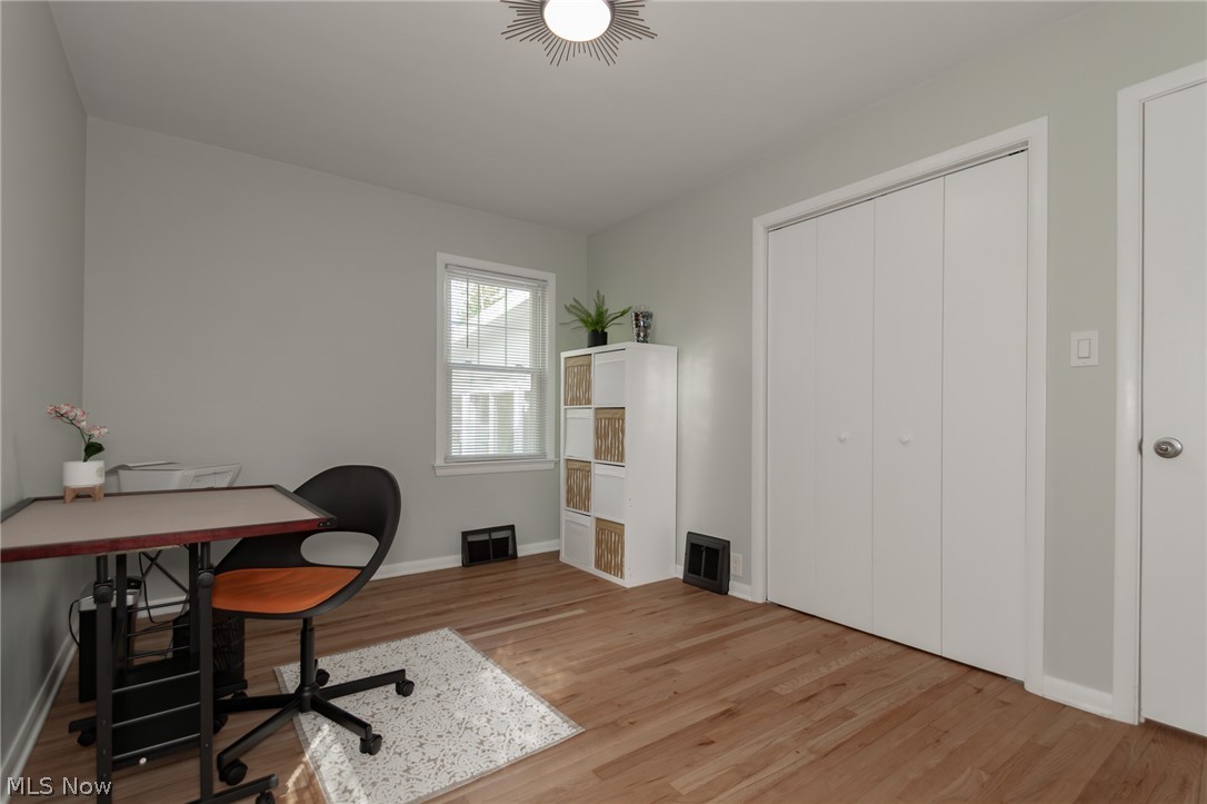 Lyndhurst Mdws Sub #4 - Residential