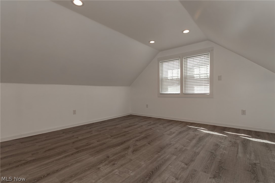 Lyndhurst Mdws Sub #4 - Residential