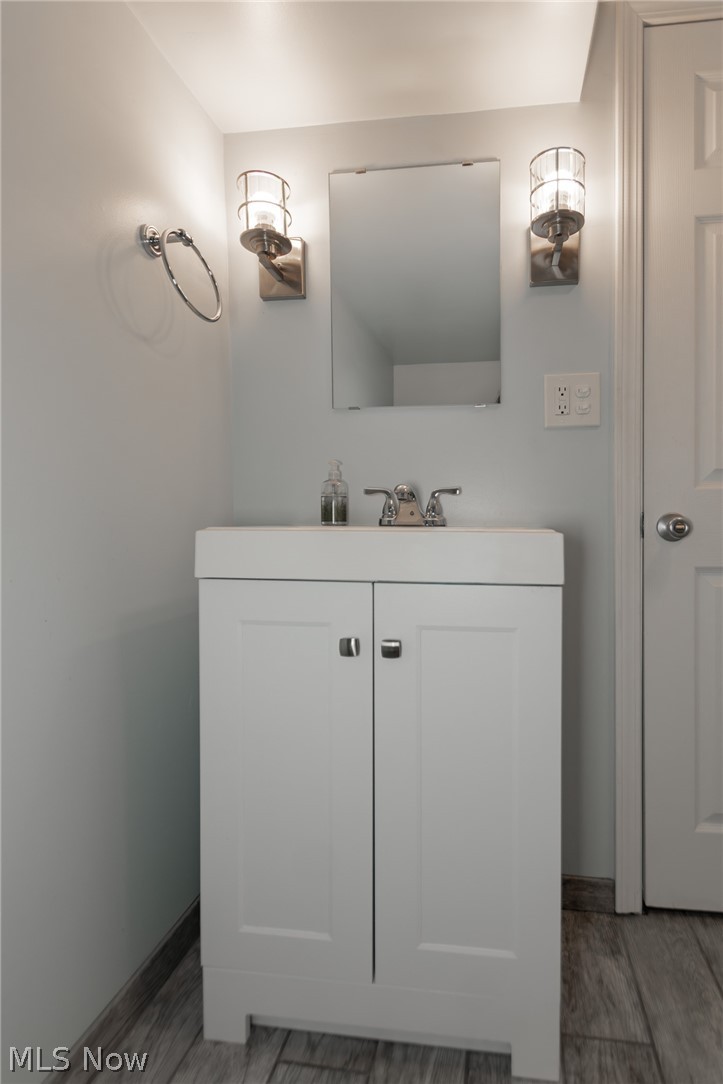 Lyndhurst Mdws Sub #4 - Residential