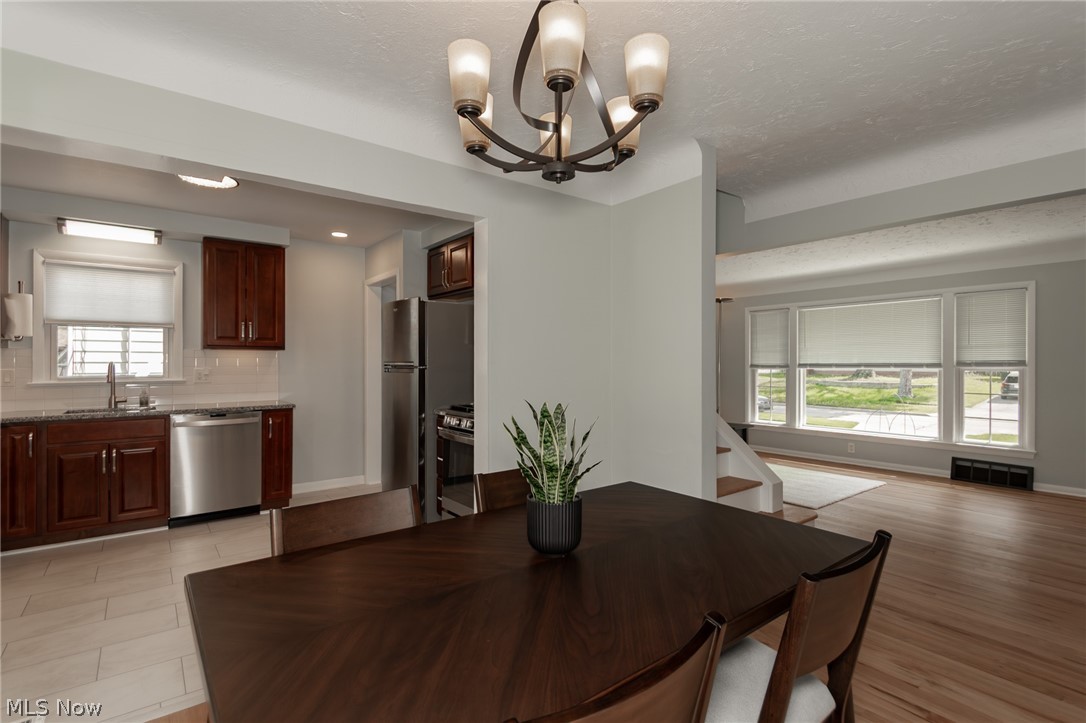 Lyndhurst Mdws Sub #4 - Residential