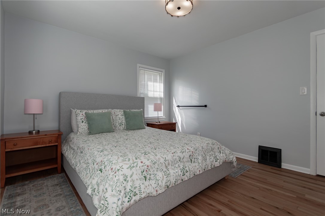 Lyndhurst Mdws Sub #4 - Residential