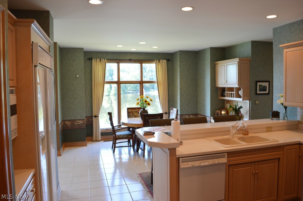 Woods At Nobles Pond - Residential