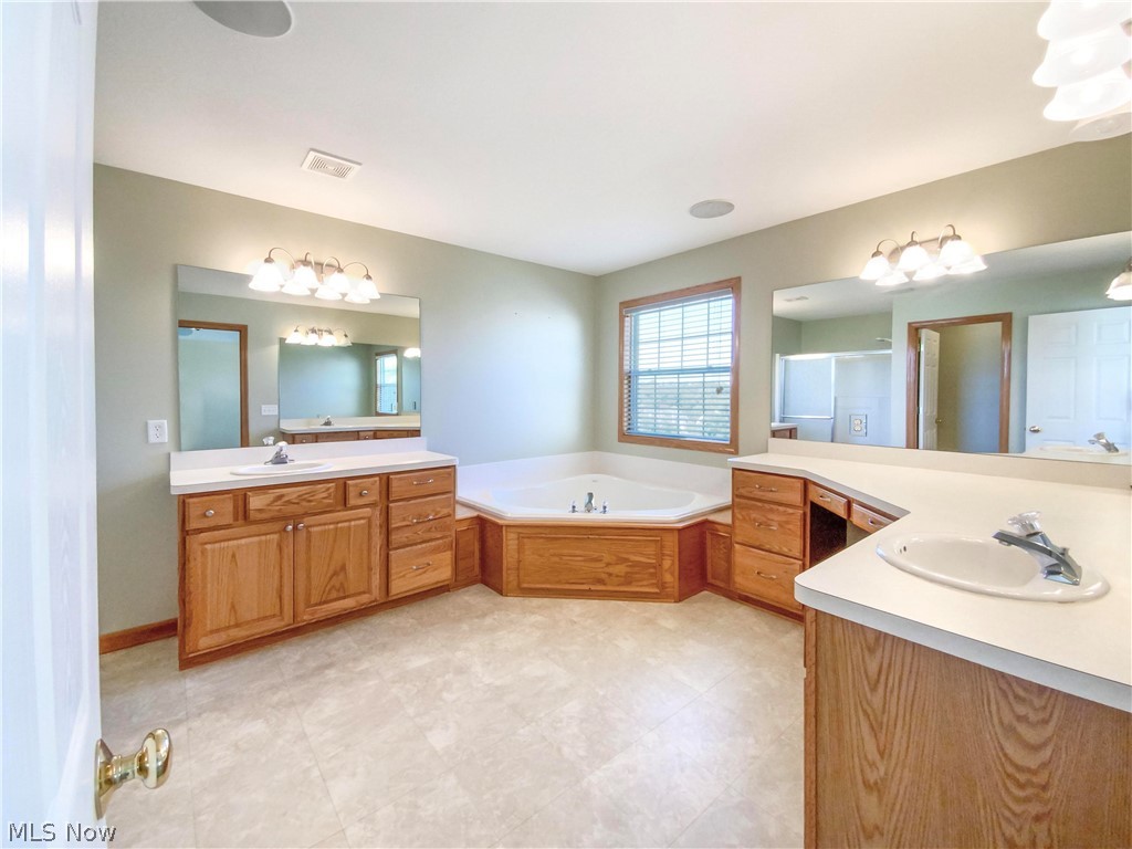 Emerald Lakes Ph 03 - Residential