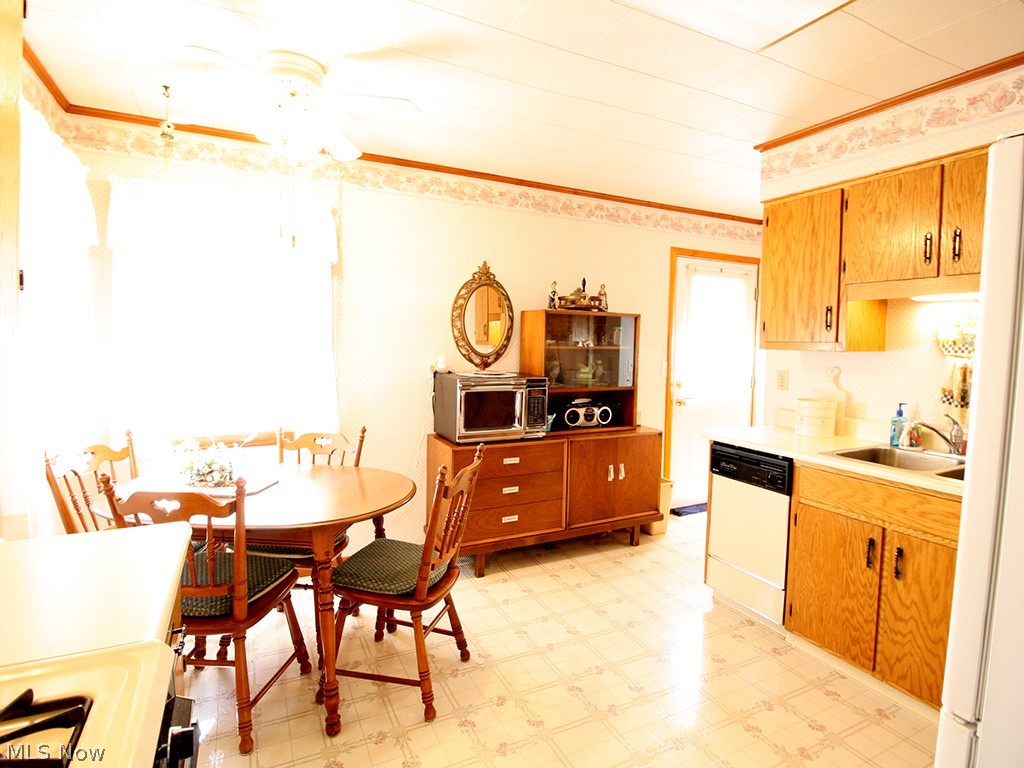 Circle Drive - Residential