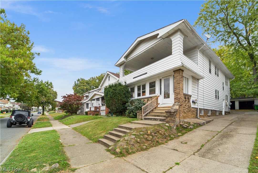 Garfield Pkwy Allotment - Residential Income