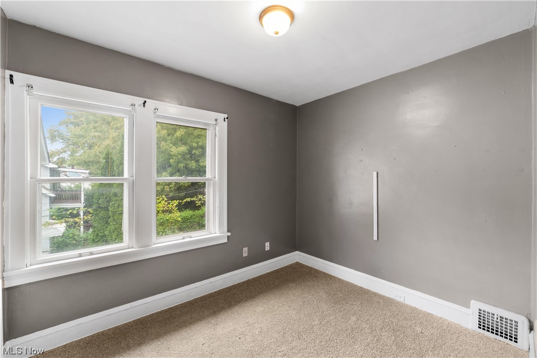 Garfield Pkwy Allotment - Residential Income