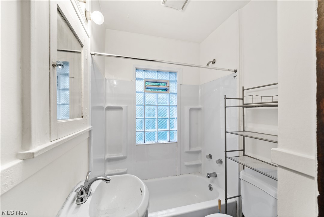 Garfield Pkwy Allotment - Residential Income