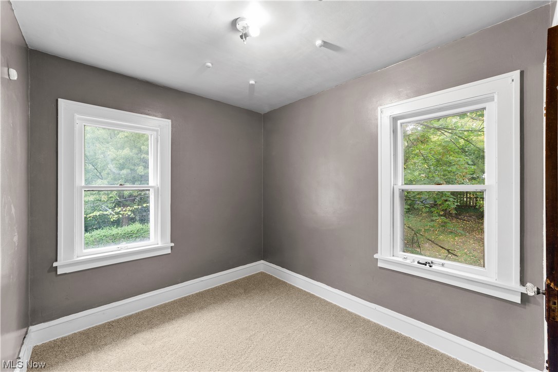 Garfield Pkwy Allotment - Residential Income