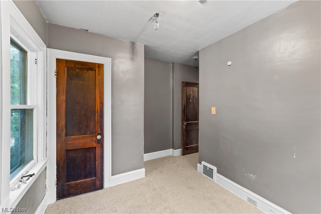 Garfield Pkwy Allotment - Residential Income