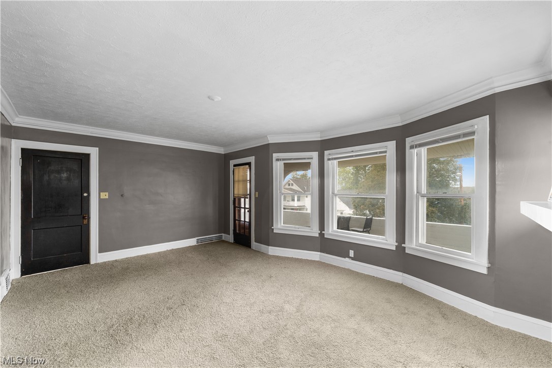 Garfield Pkwy Allotment - Residential Income