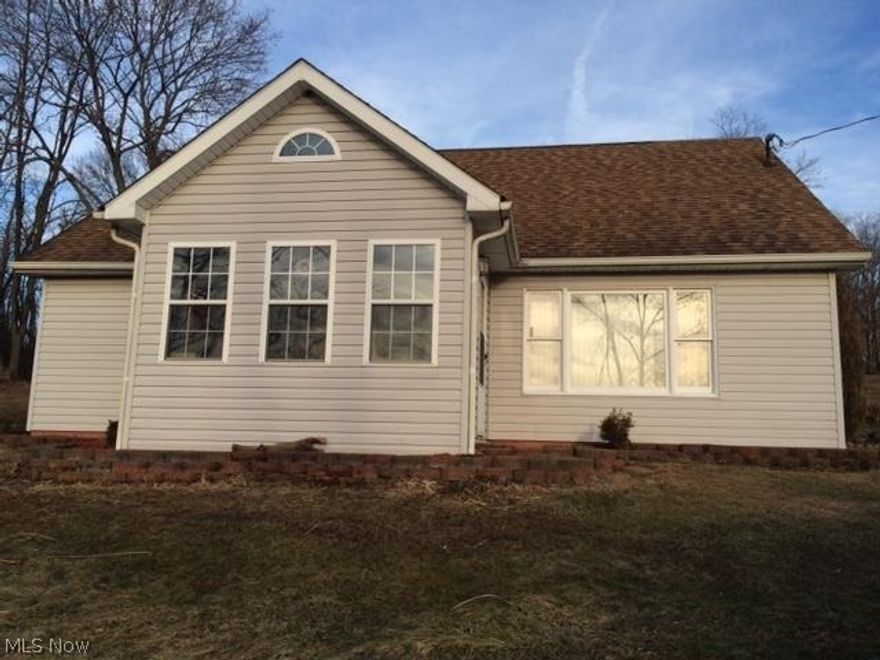 MOVE OUT TO THE COUNTRY TO THIS MOVE IN READY 1 1/2 STORY HOME WITH A BEAUTIFUL .72 ACRE LOT!  YOU WILL LIKE HAVING A SPACIOUS FIRST FLOOR MASTER BEDROOM AND FIRST FLOOR LAUNDRY. LOVE THE EXTRA SPACE IN THIS NICELY REMODELED 9.5 X 12 BATHROOM.  THIS HOME IS VERY CLEAN WITH NEW CARPETING THROUGHOUT.  MINERALS ARE NEGOTIABLE!