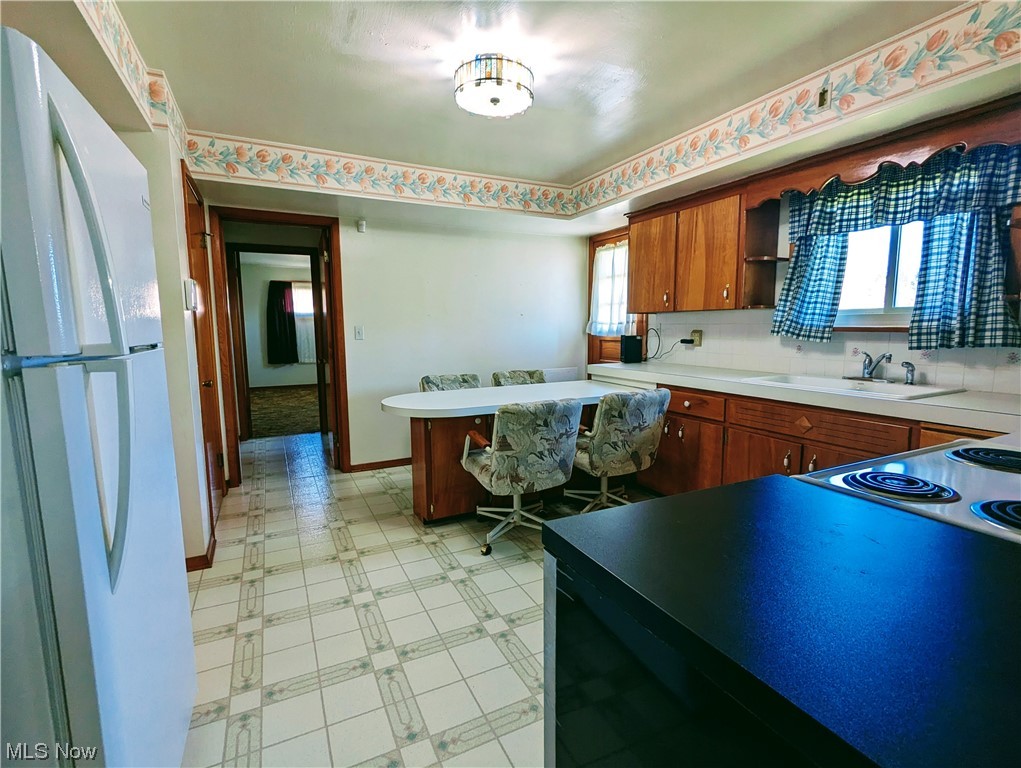 Harry J Moore 02 - Residential