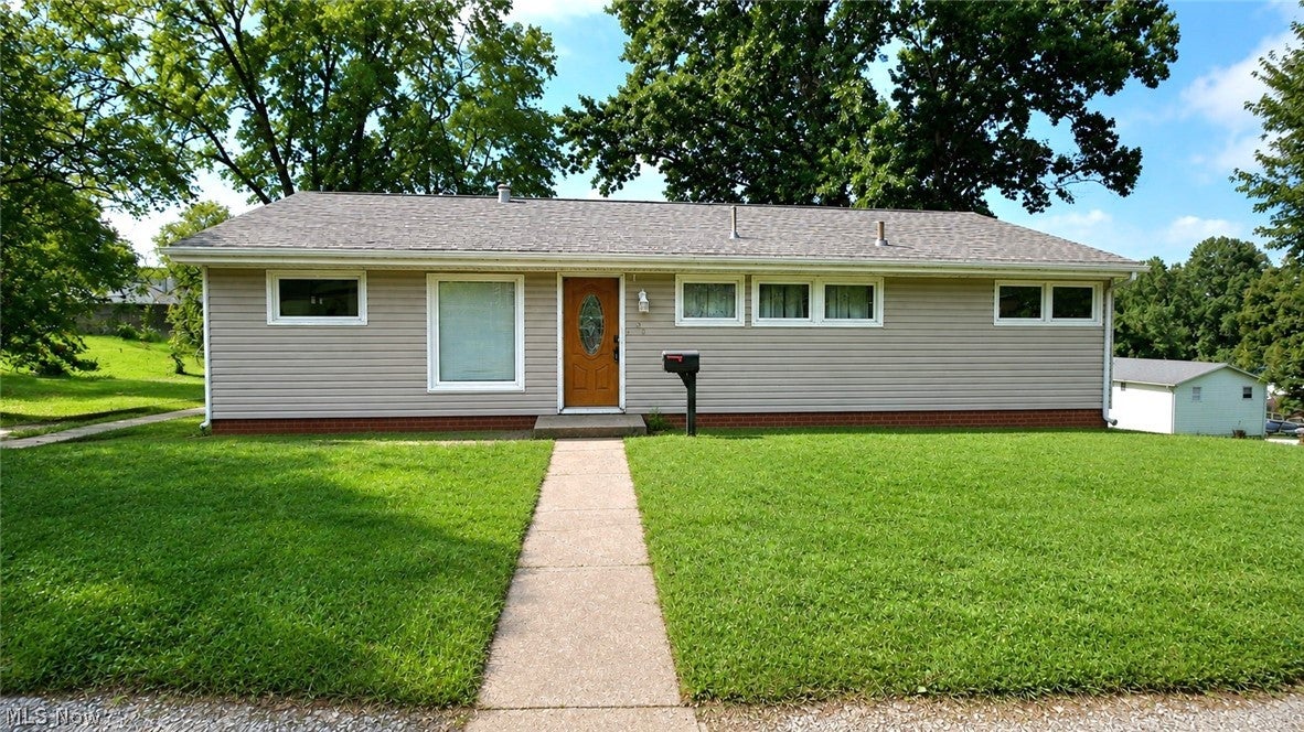 80 Poplar Drive