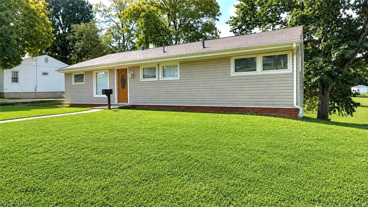 80 Poplar Drive