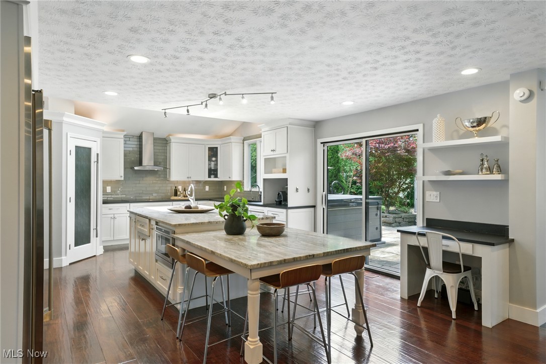 Beachwood, Ohio 44122, United States, 6 Bedrooms Bedrooms, ,6 BathroomsBathrooms,Residential,Active,151060