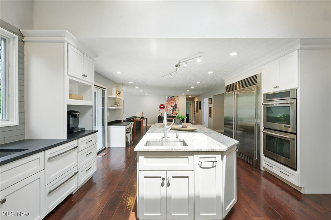 Beachwood, Ohio 44122, United States, 6 Bedrooms Bedrooms, ,6 BathroomsBathrooms,Residential,Active,151060