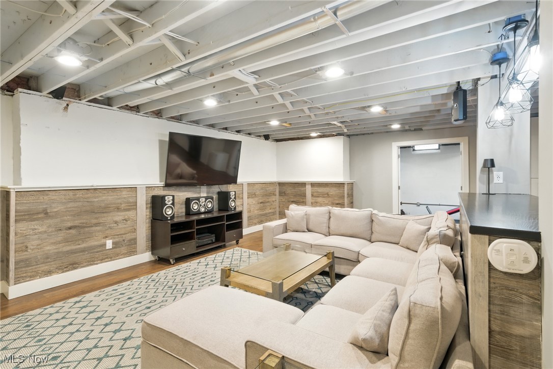 Beachwood, Ohio 44122, United States, 6 Bedrooms Bedrooms, ,6 BathroomsBathrooms,Residential,Active,151060