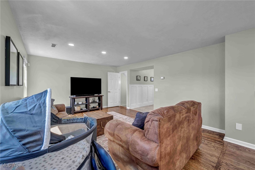 37057 Tail Feather Drive, North Ridgeville, Ohio image 11