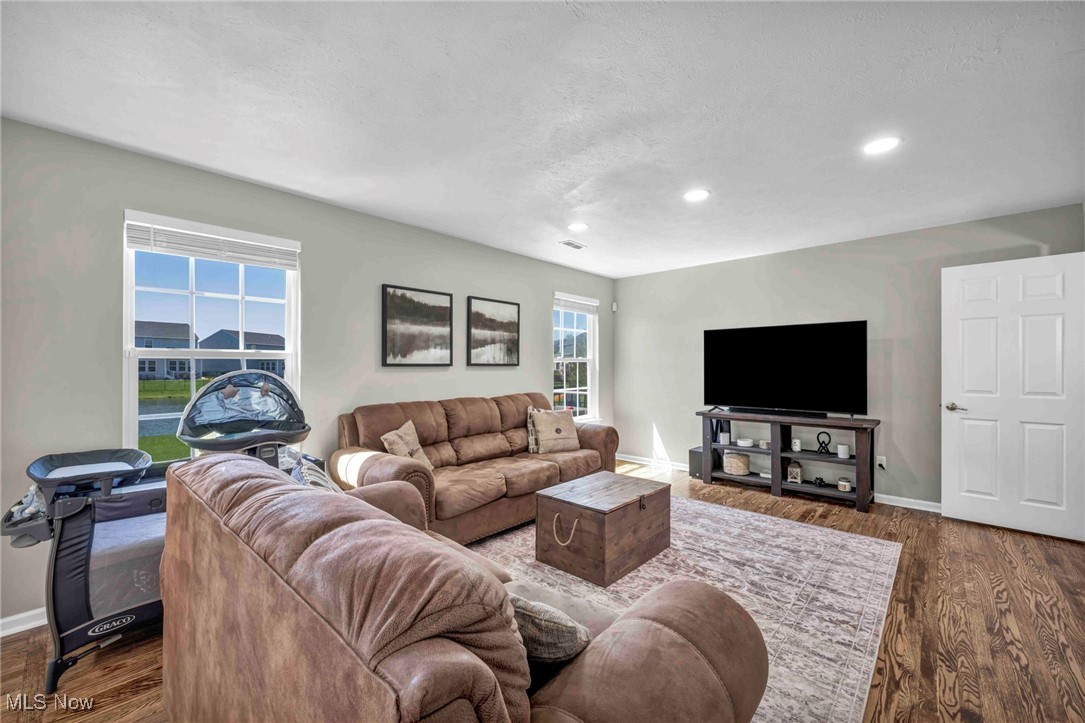 37057 Tail Feather Drive, North Ridgeville, Ohio image 10