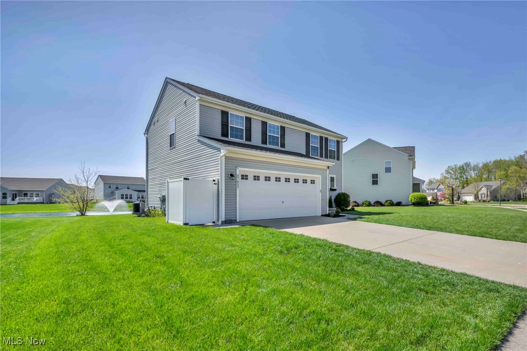 37057 Tail Feather Drive, North Ridgeville, Ohio image 2