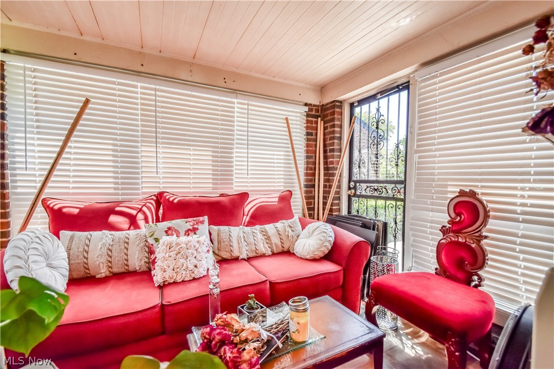 Noble Road - Residential