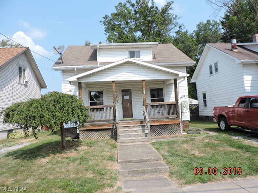 This is a Home Steps Property. Small and cozy cape style home offers modern updated kitchen, large living room plus dining room. Rear mudroom /entry. Second floor bedrooms and full bath is like a step back into time. Take a look at that detached garage in rear yard off alley way. Oversized detached garage has concrete floor and 2 man doors and could hold up to four cars. Great value. •The purchaser must be buying the home as their primary residence during the initial 20 days of listing, without competition from investors. This property is eligible under the Freddie Mac First Look Initiative through 09/28/2015