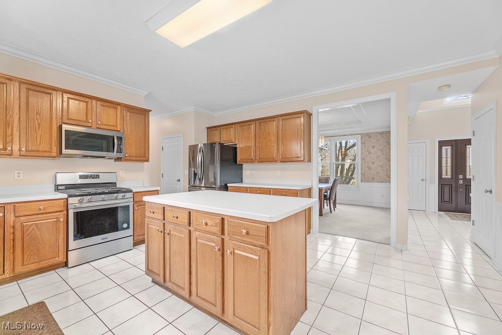 3194 Oakwood Trail, Broadview Heights, Ohio image 3