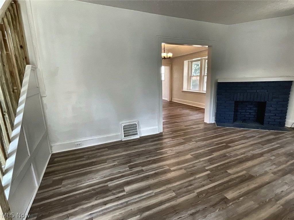 131 E Ido Avenue