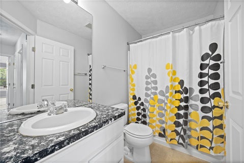 Tiny photo for 29026 Pembrooke Boulevard, Olmsted Falls, OH 44138 (MLS # 5221688)