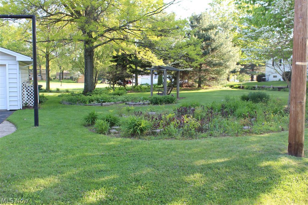 Pine Lake 01 - Residential