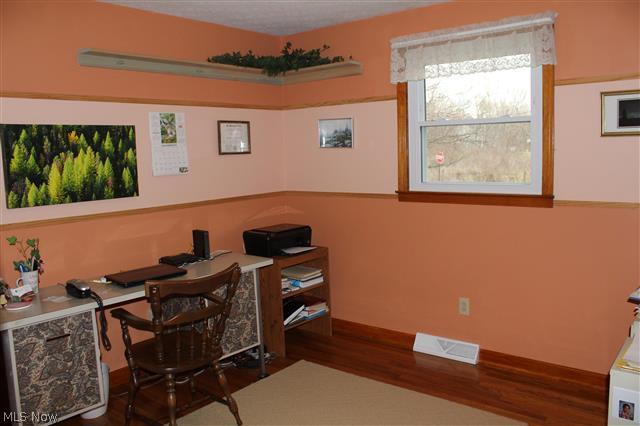 Pine Lake 01 - Residential