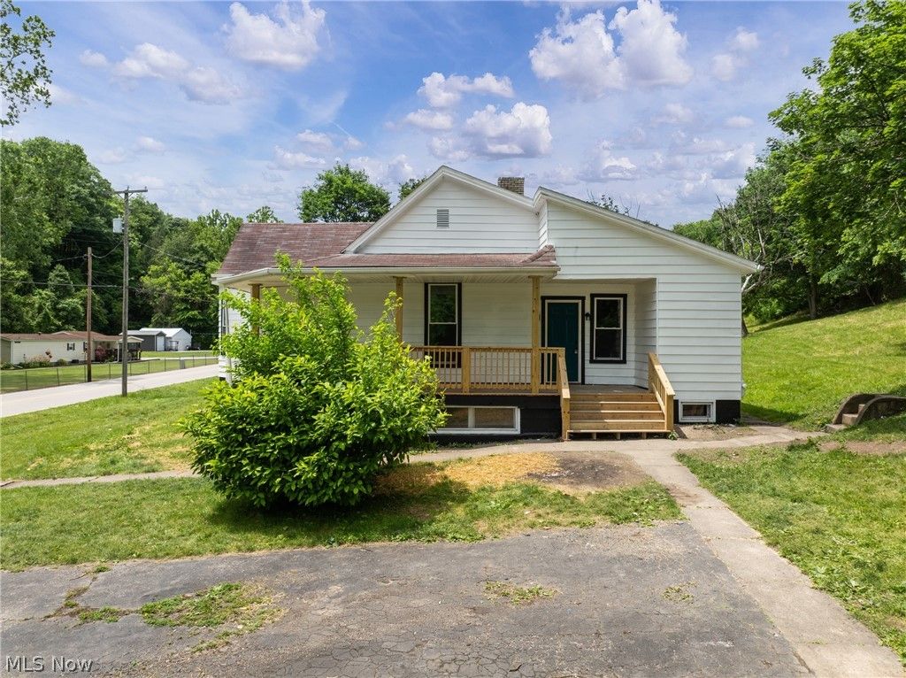 Photo of 56775 Colerain Pike, Martins Ferry, OH 43935 (MLS # 5221007)