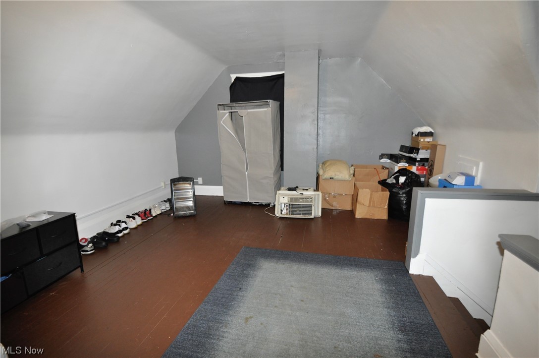 Linne & Issel - Residential