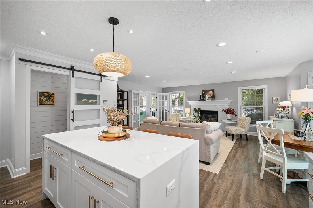 Avon, Ohio 44011, United States, 4 Bedrooms Bedrooms, ,3 BathroomsBathrooms,Residential,Pending,182637