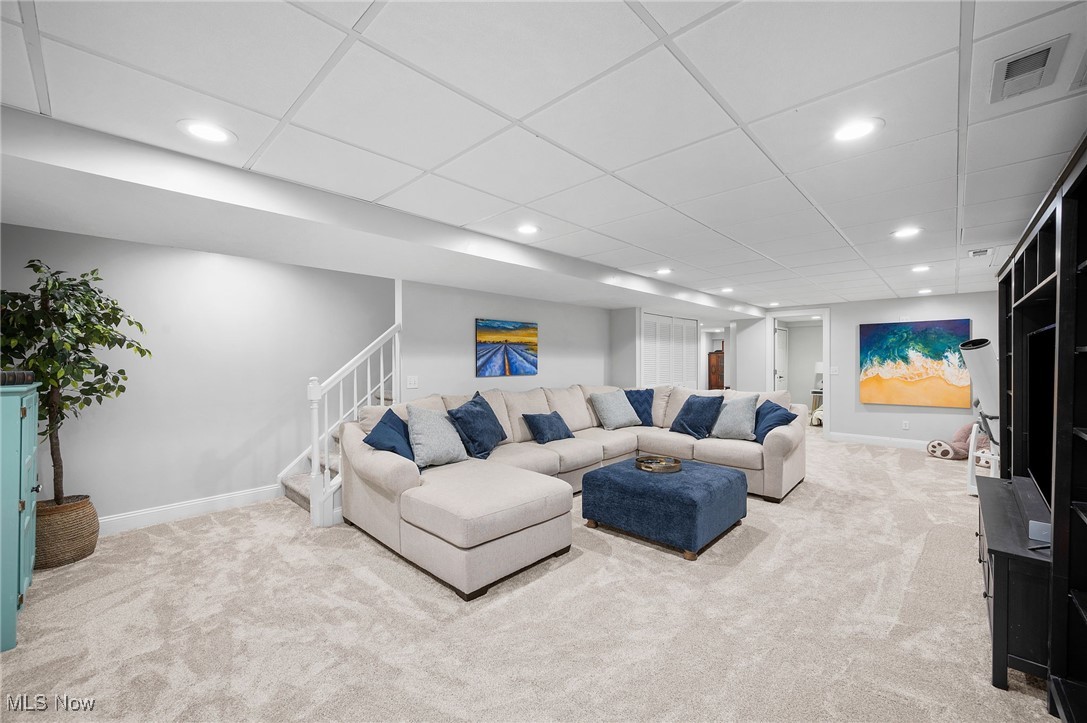 Avon, Ohio 44011, United States, 4 Bedrooms Bedrooms, ,3 BathroomsBathrooms,Residential,Pending,182637