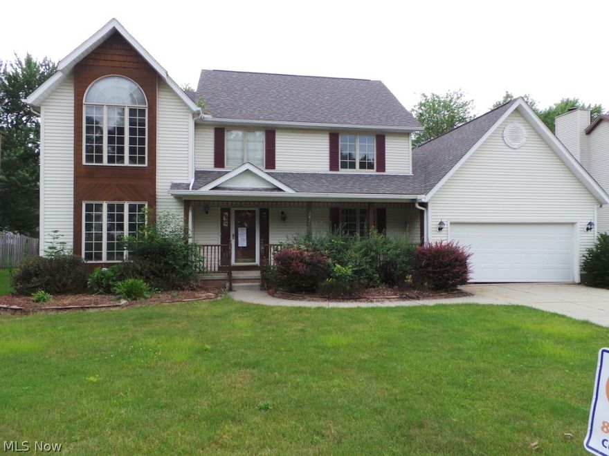 Three bedroom colonial offers FR, formal DR and LR.  Spacious kitchen, large bedrooms. First flr laundry.  Large fenced backyard.  Property is sold AS IS.  Equal housing opportunity.  FHA uninsurable.