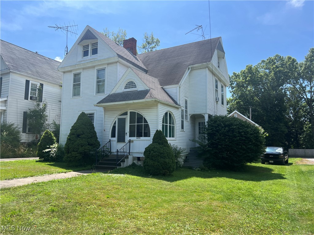 Century home with great character. The main level features a kitchen, dining room, living room, full bath, enclosed
porch, storage room and hardwood floors. Full bath and three bedrooms up with hardwood floors. Full basement, New
gas fired boiler and detached rear two-car, vinyl-sided garage.