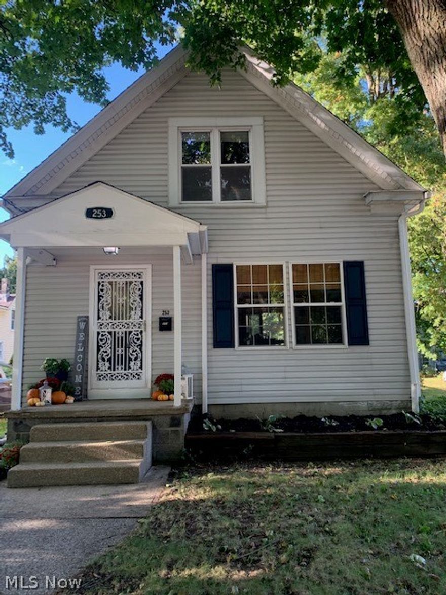 As you walk through the front door the first thing that catches your eye is the openness and the beautiful new floors which extends throughout the house. The rooms are large and offer plenty of storage. This is a beautiful home with many updates including new roof on house 2017, new gutters on house and garage 2017, upgraded electrical service 2017, tankless water heater 2020, and SmartThings hub compatible thermostat and door lock. Home sits on a double lot with a large 4 car garage. Garage offers additional storage in a full attic space for all your outdoor toys, tools, and yard equipment. Positioned between the Ohio & Erie Canal Towpath Trail, Summit County Metro Park, and Downtown Akron, this property is the perfect spot for anyone that wants to be in the heart of the city but still have access to outdoor adventures!
 
What the seller loves about this home
All the natural light that comes in and the open floor plan. Most of all, the location - Under a half a mile to the towpath