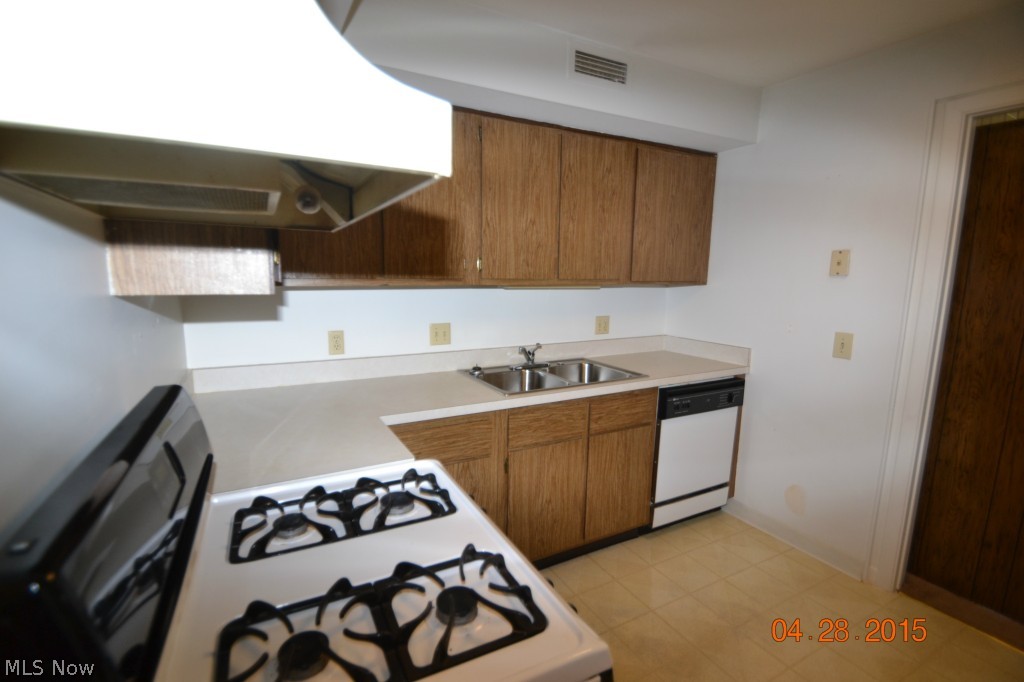 Juniper Hill Condo - Residential