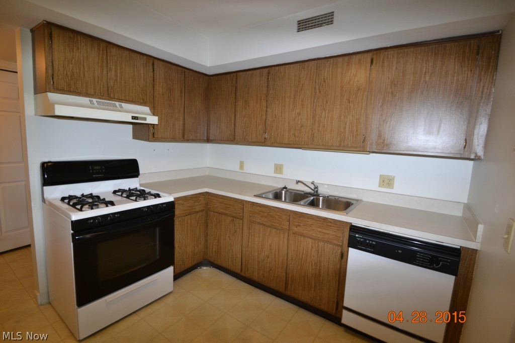 Juniper Hill Condo - Residential