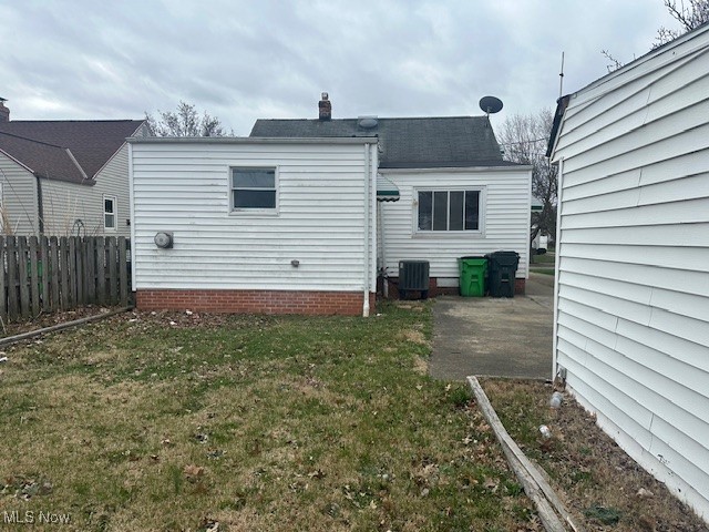 20201 Morris Avenue, Euclid, Ohio image 15