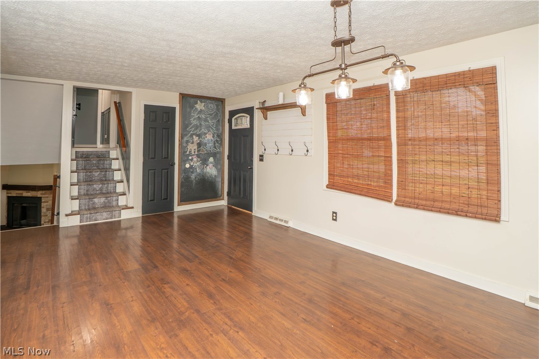 Hunting Hills Estates - Residential