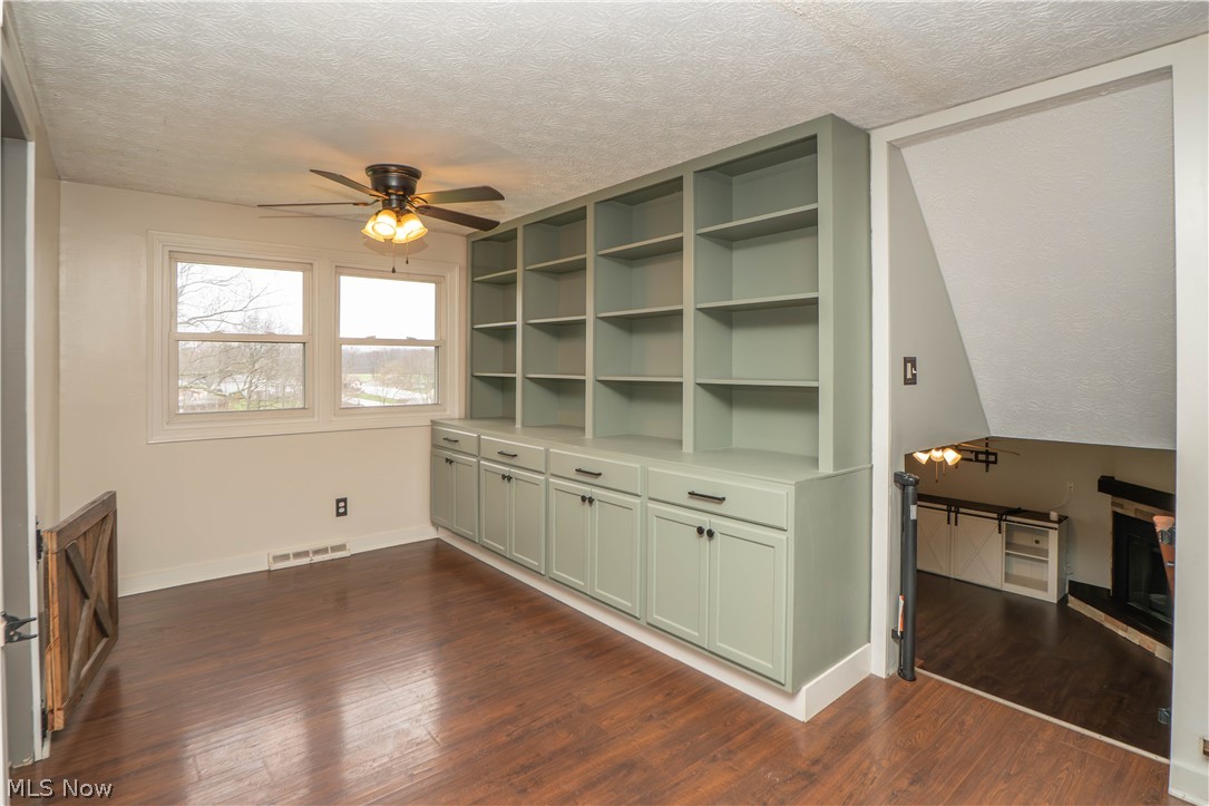 Hunting Hills Estates - Residential