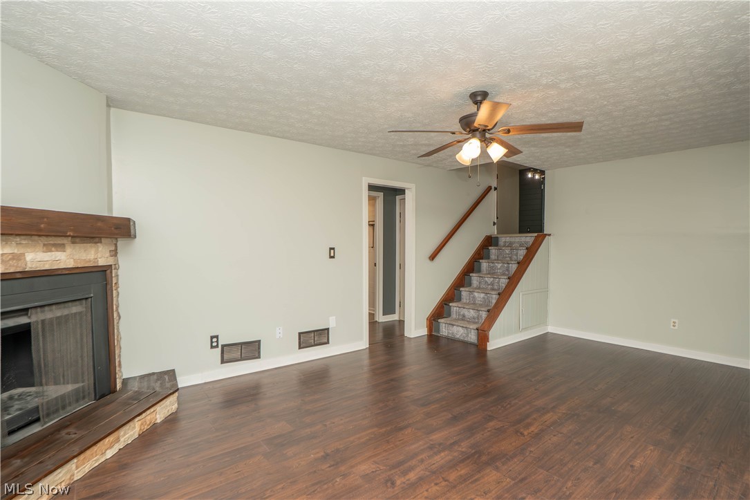 Hunting Hills Estates - Residential