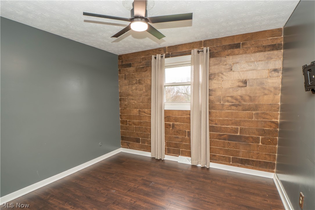 Hunting Hills Estates - Residential