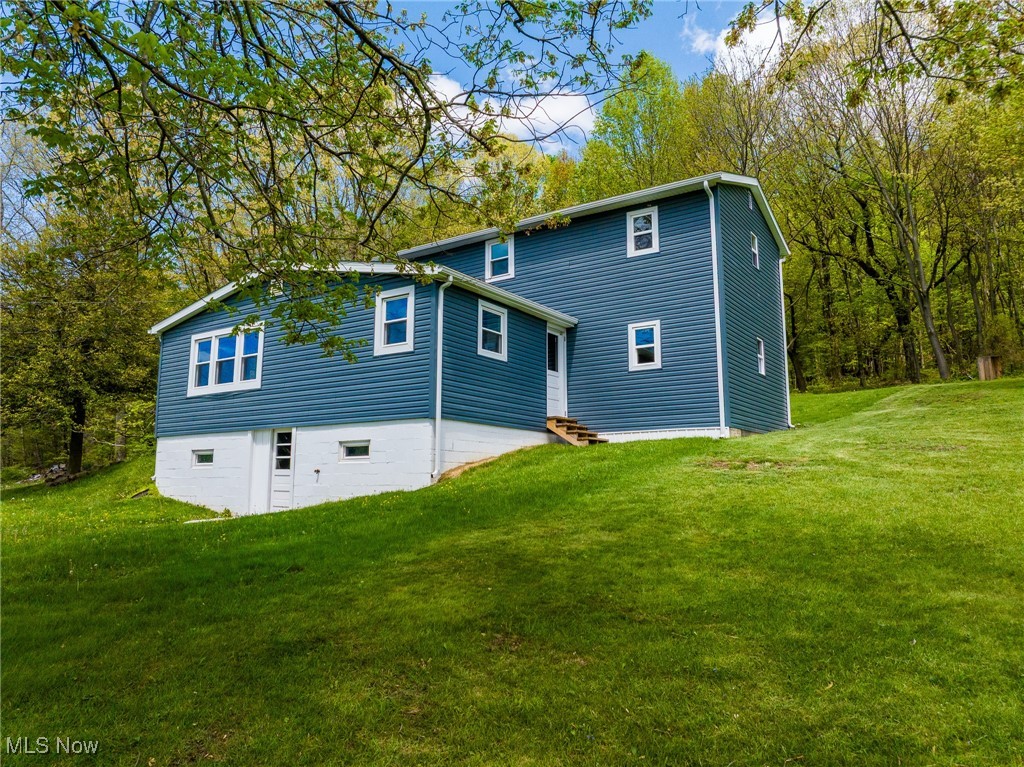 7592 Fort Laurens Road, Strasburg, Ohio image 41
