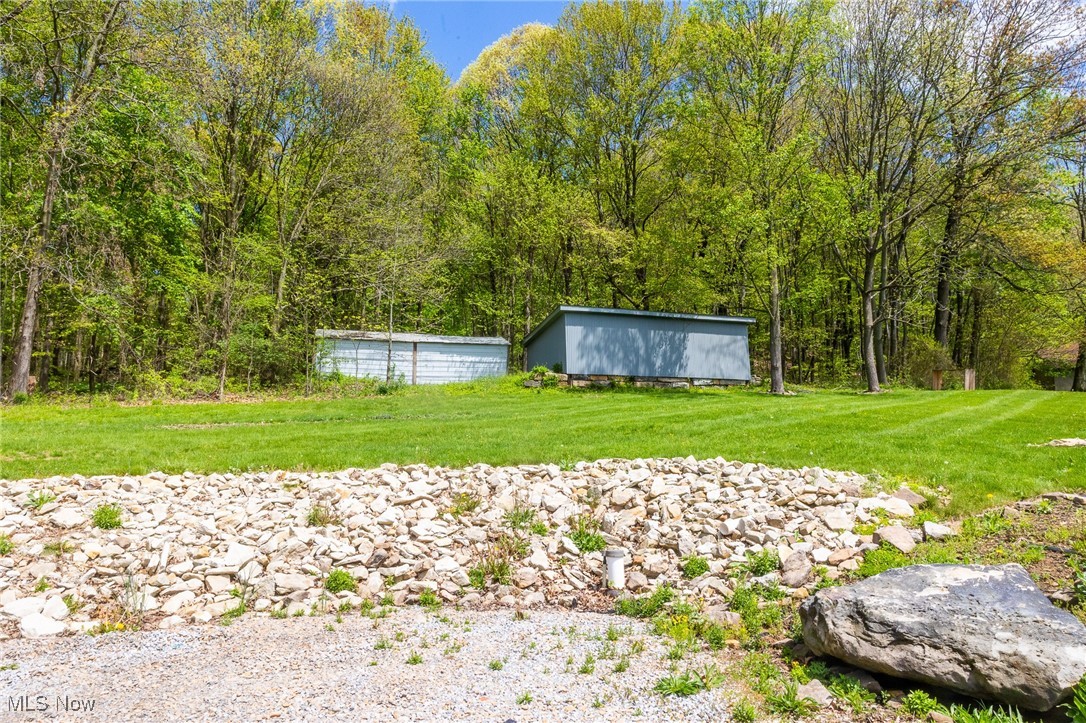 7592 Fort Laurens Road, Strasburg, Ohio image 25