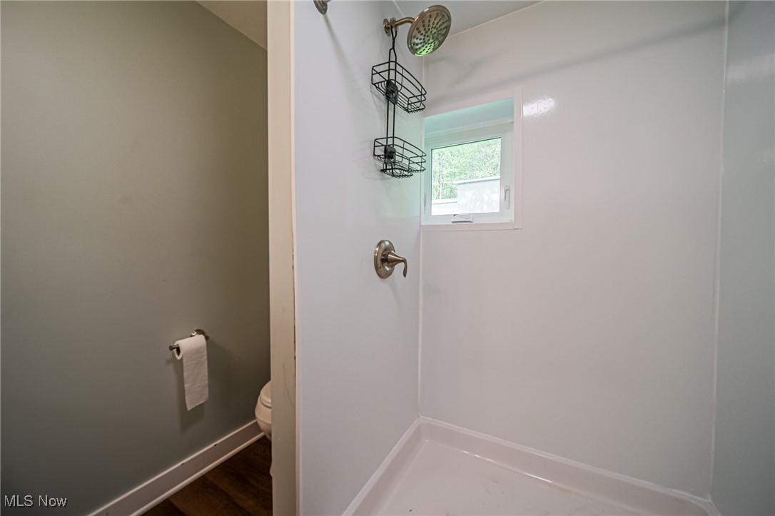 7592 Fort Laurens Road, Strasburg, Ohio image 18