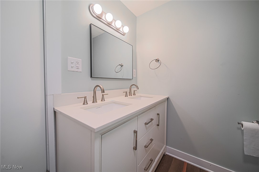 7592 Fort Laurens Road, Strasburg, Ohio image 17