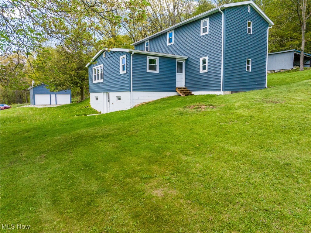 7592 Fort Laurens Road, Strasburg, Ohio image 46